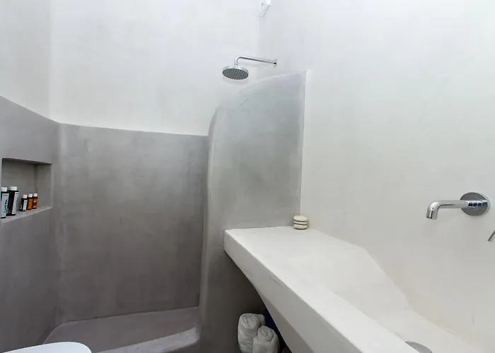 Enosis - Alia House بيت للعطل